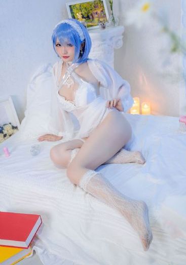 欧美伊人久久网站_4K免费观看